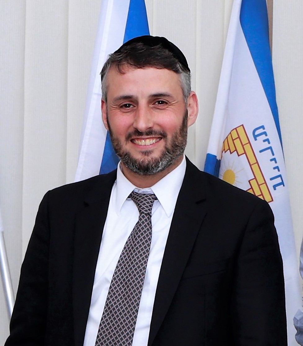 وزير التعليم الإسرائيلي حاييم بيطون